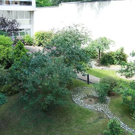 Bright Studio With Balcony Quartier De La Gare *