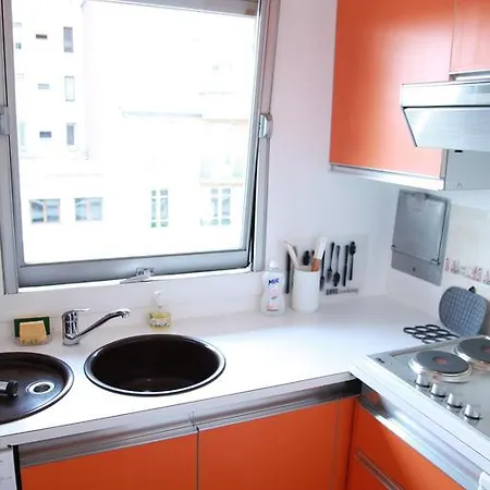 Bright Studio With Balcony Quartier De La Gare * Paris